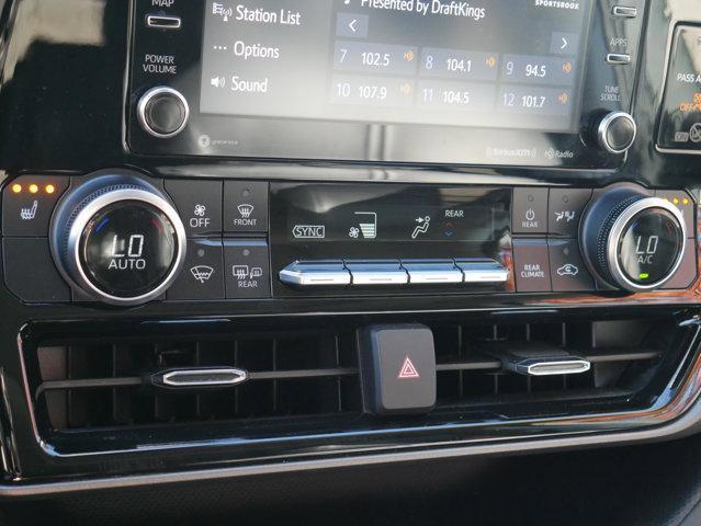 used 2022 Toyota Highlander car, priced at $37,777