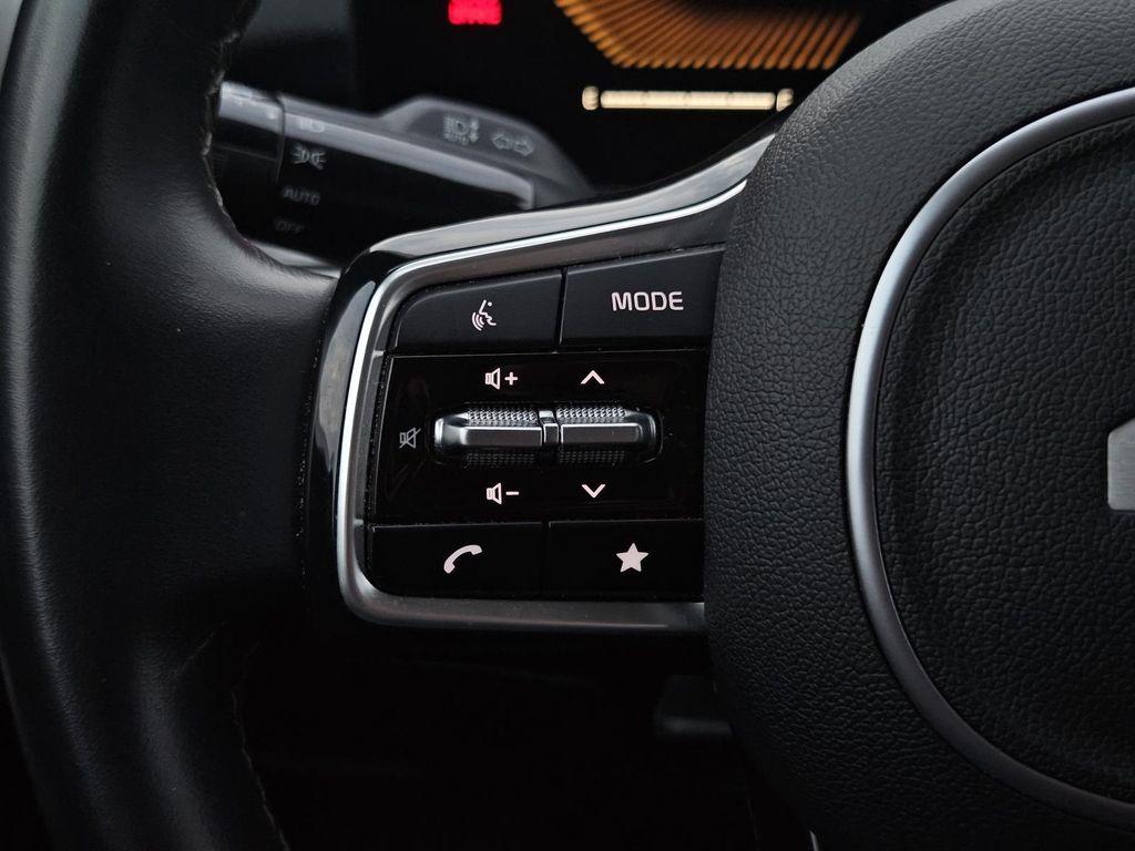 used 2024 Kia Sorento car, priced at $24,989