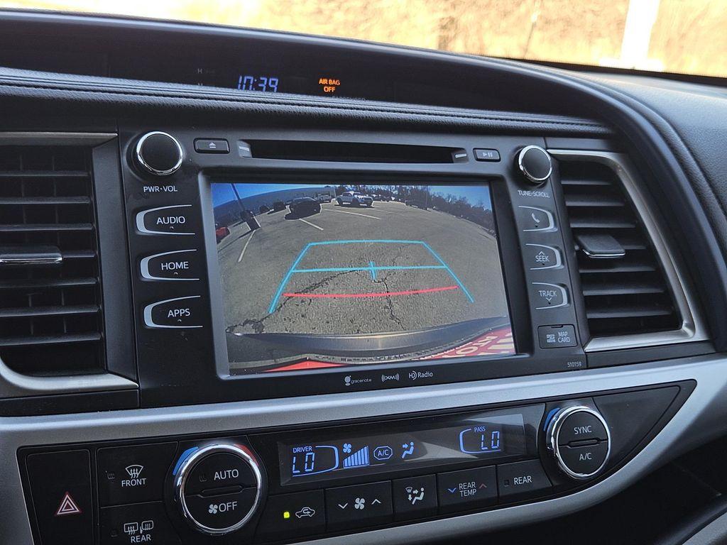 used 2016 Toyota Highlander car, priced at $15,388