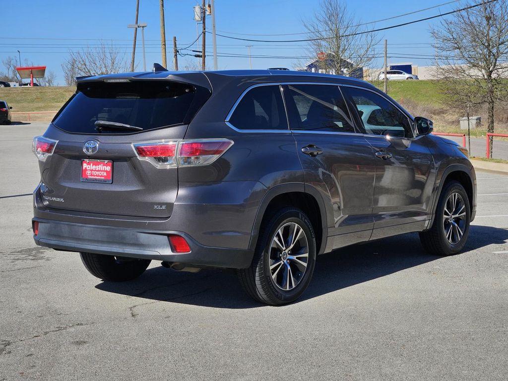 used 2016 Toyota Highlander car, priced at $15,388