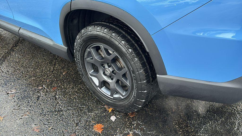 used 2024 Honda Pilot car, priced at $39,238