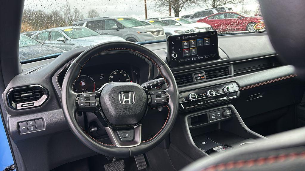 used 2024 Honda Pilot car, priced at $39,238