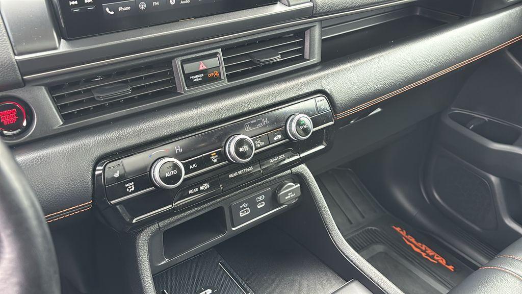 used 2024 Honda Pilot car, priced at $39,238