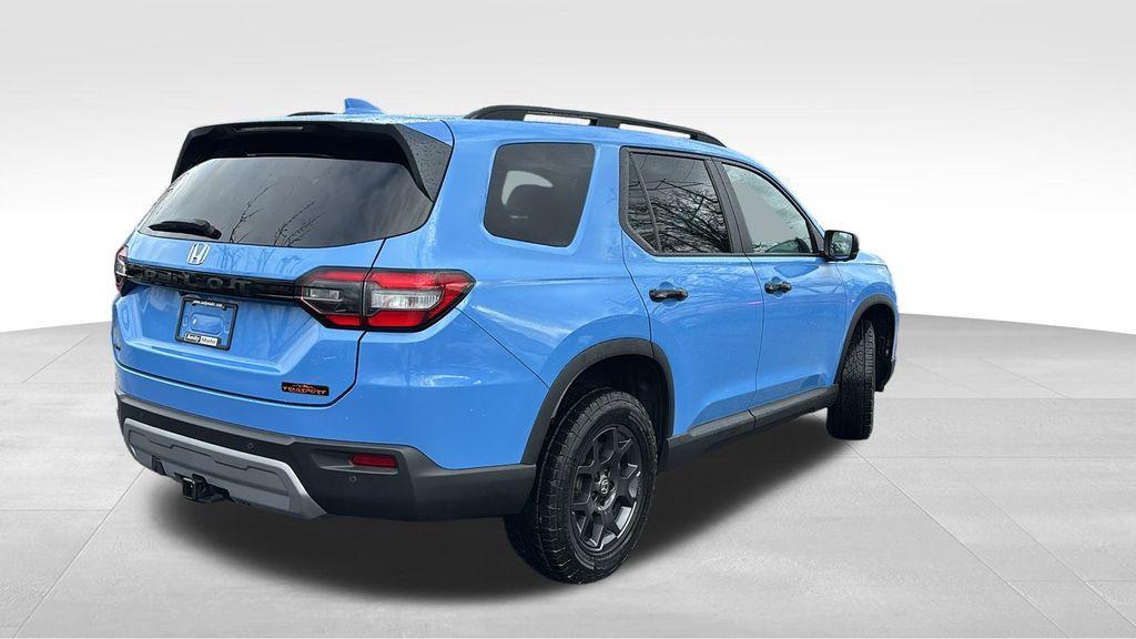 used 2024 Honda Pilot car, priced at $39,238