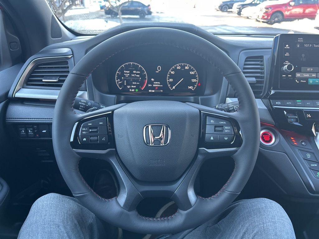 new 2026 Honda Odyssey car, priced at $46,345