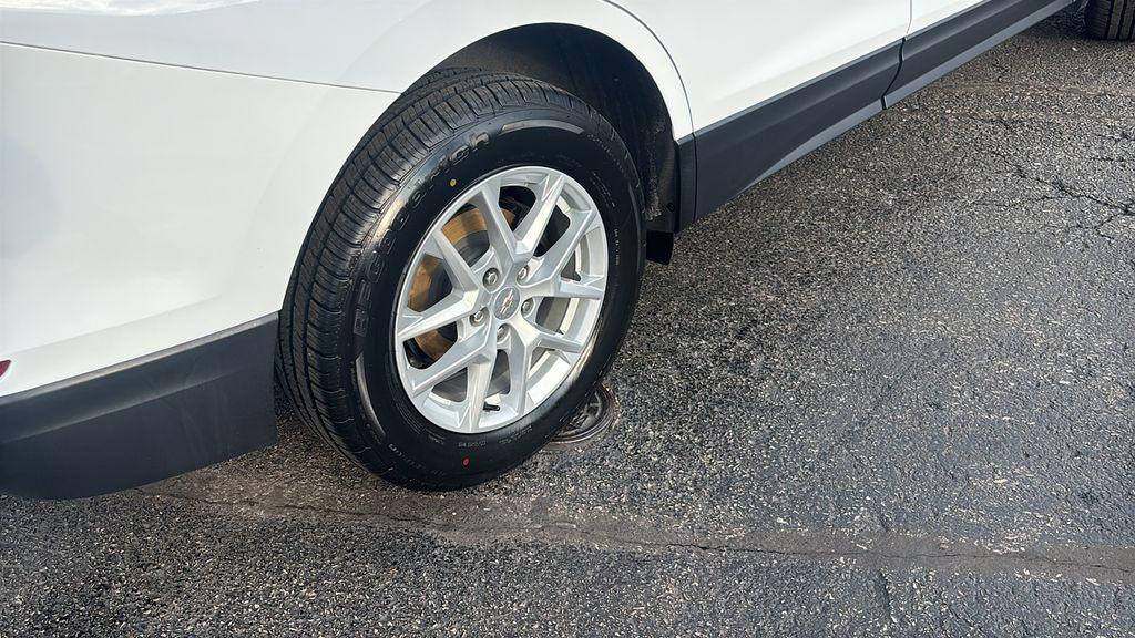used 2023 Chevrolet Equinox car, priced at $18,271