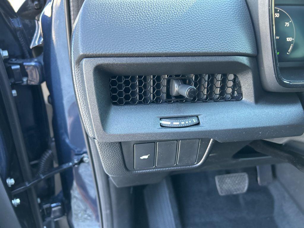 new 2026 Honda CR-V Hybrid car, priced at $40,183