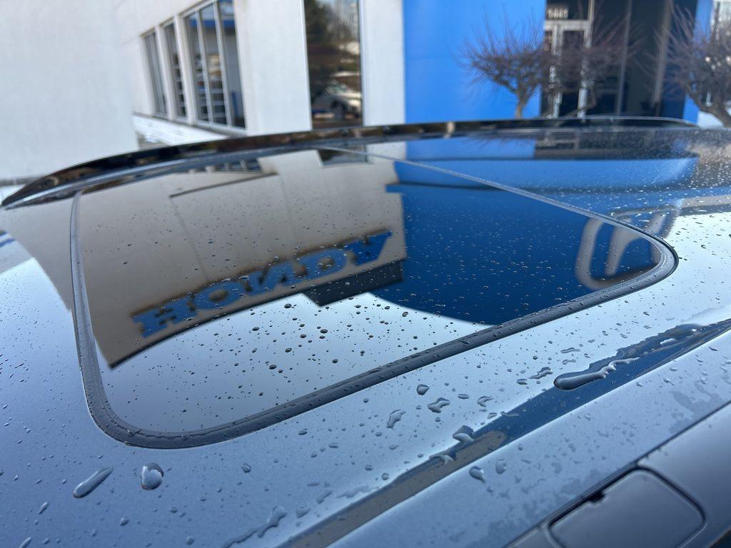 new 2026 Honda CR-V Hybrid car, priced at $40,183