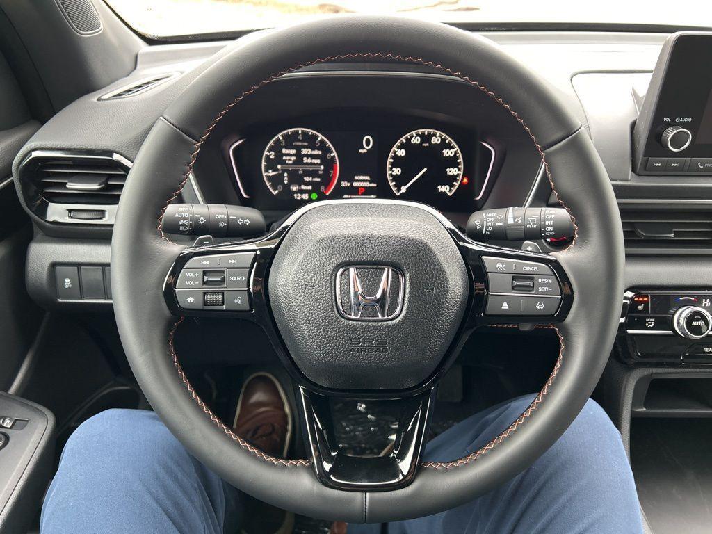 new 2025 Honda Pilot car, priced at $42,334