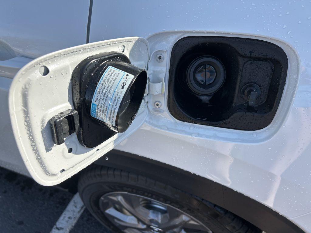 new 2026 Honda HR-V car, priced at $29,020