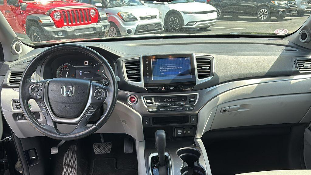used 2017 Honda Pilot car, priced at $19,876
