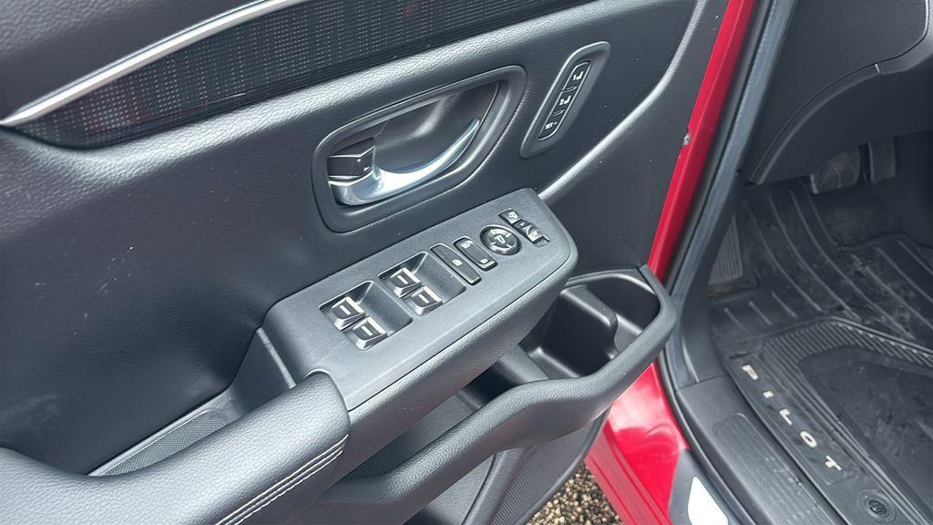 used 2024 Honda Pilot car, priced at $41,340