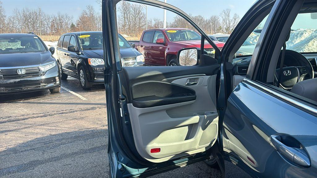 used 2018 Honda Pilot car, priced at $19,978