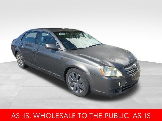 used 2005 Toyota Avalon car, priced at $4,000