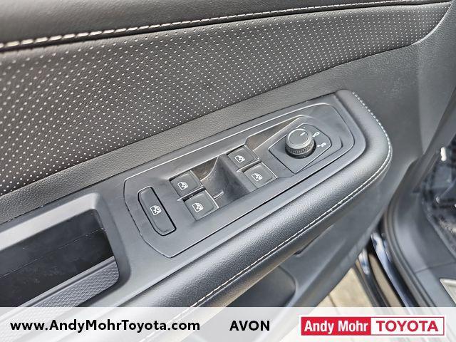 used 2025 Volkswagen Atlas car, priced at $36,606