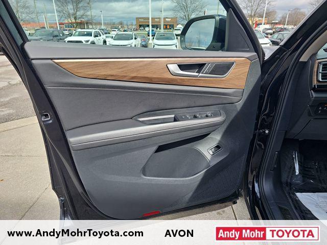 used 2025 Volkswagen Atlas car, priced at $36,606