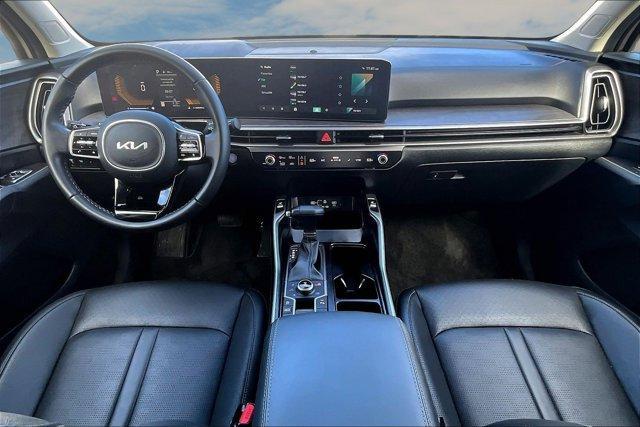 used 2025 Kia Sorento car, priced at $38,924