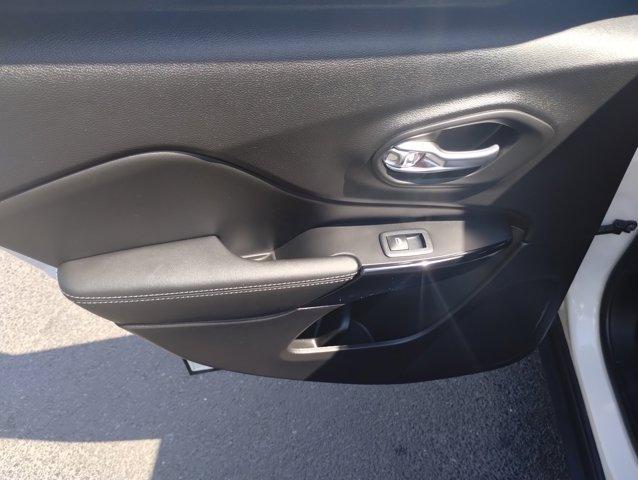 used 2023 Jeep Cherokee car, priced at $23,524