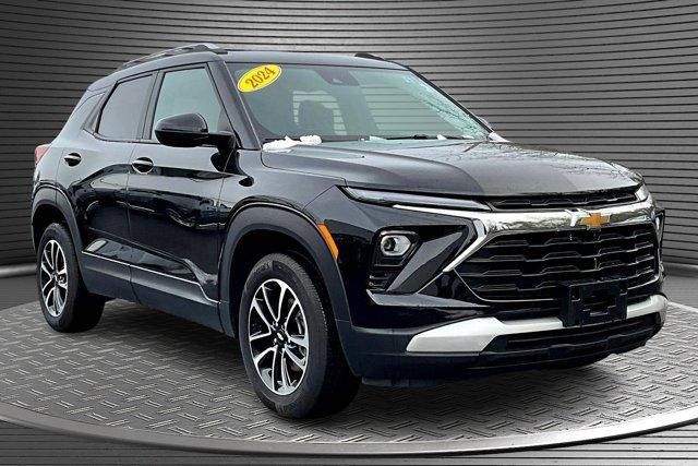 used 2024 Chevrolet TrailBlazer car, priced at $21,724