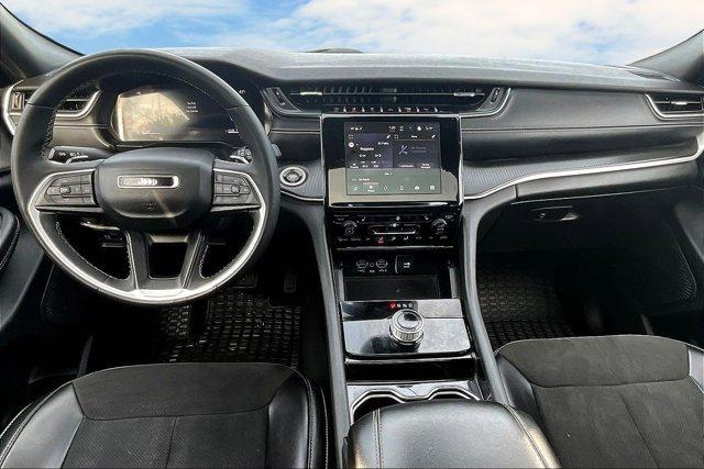 used 2023 Jeep Grand Cherokee car, priced at $32,924