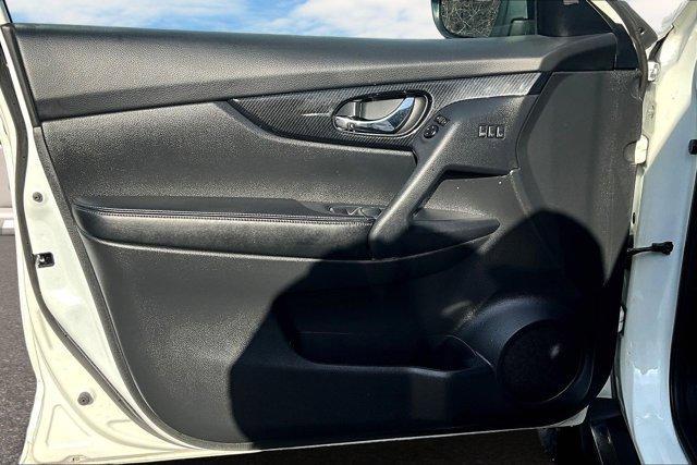 used 2020 Nissan Rogue car, priced at $20,924