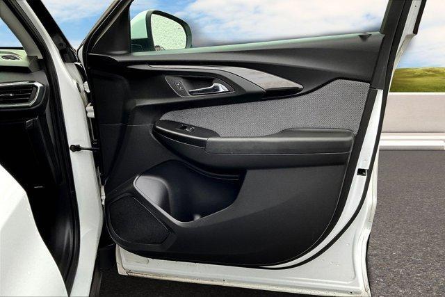 used 2022 Chevrolet TrailBlazer car, priced at $18,424