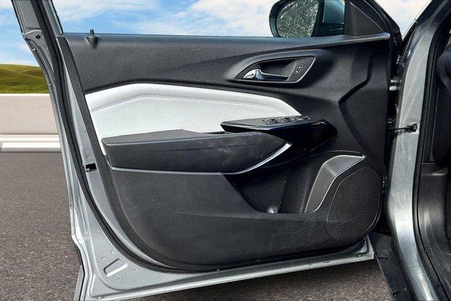 used 2025 Chevrolet Trax car, priced at $22,924