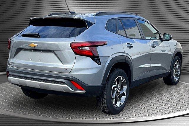 used 2025 Chevrolet Trax car, priced at $22,924