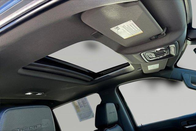 used 2021 GMC Sierra 1500 car, priced at $43,924