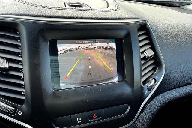used 2019 Jeep Cherokee car, priced at $15,924