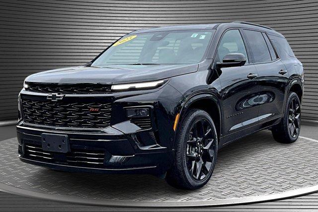 used 2025 Chevrolet Traverse car, priced at $51,924