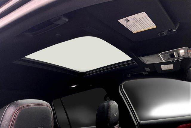 used 2025 Chevrolet Traverse car, priced at $51,924