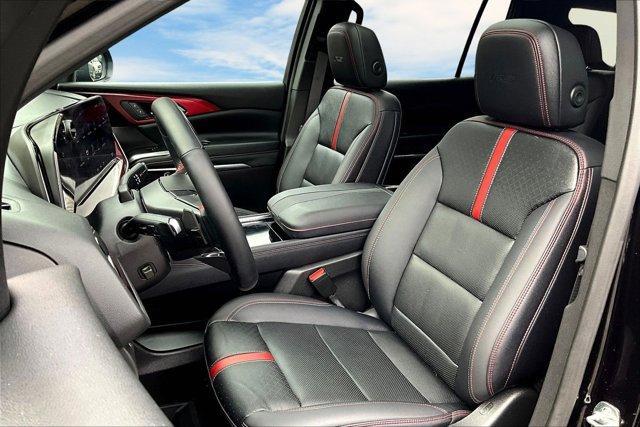 used 2025 Chevrolet Traverse car, priced at $51,924