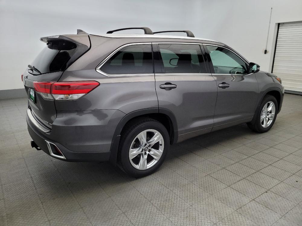 used 2018 Toyota Highlander car, priced at $24,495