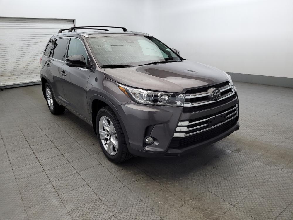 used 2018 Toyota Highlander car, priced at $24,495