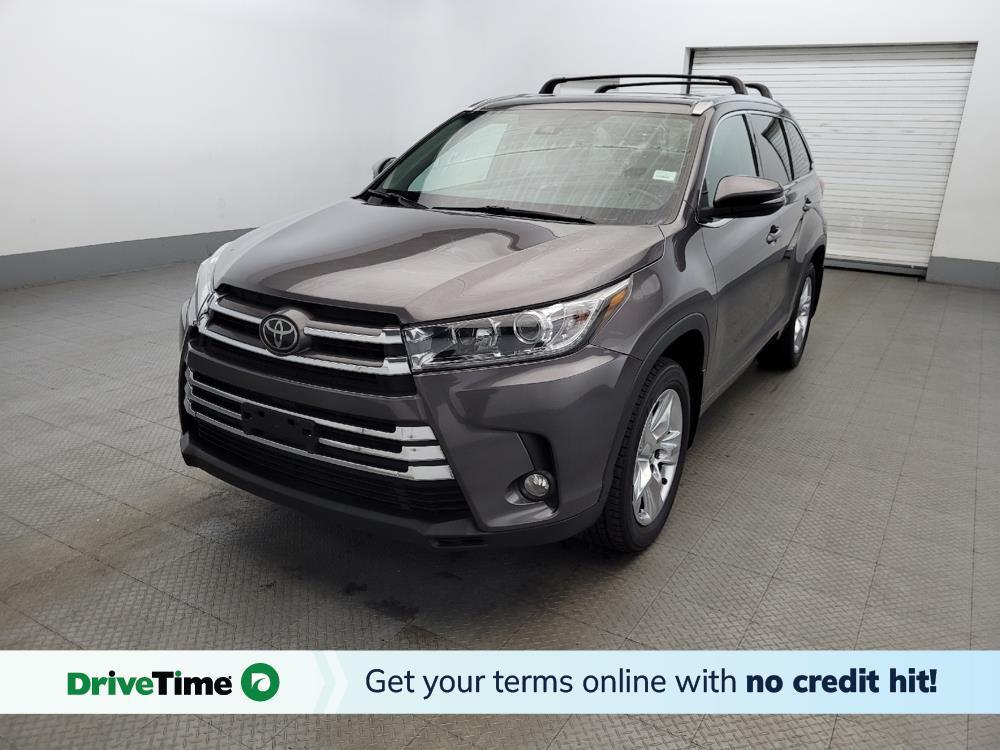 used 2018 Toyota Highlander car, priced at $24,495