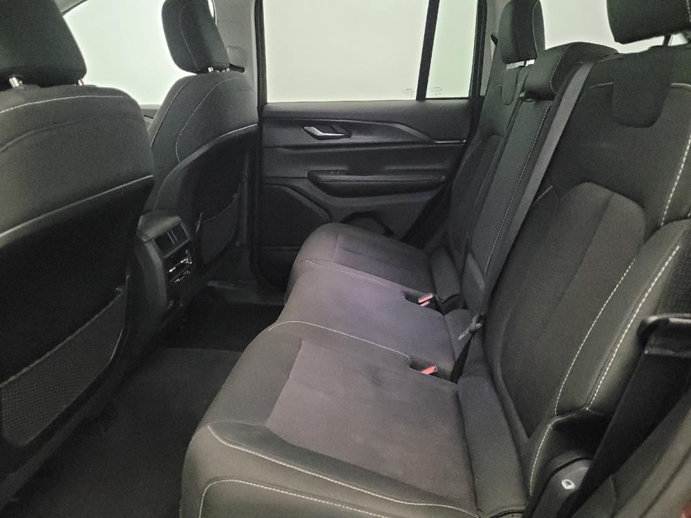 used 2023 Jeep Grand Cherokee car, priced at $28,595