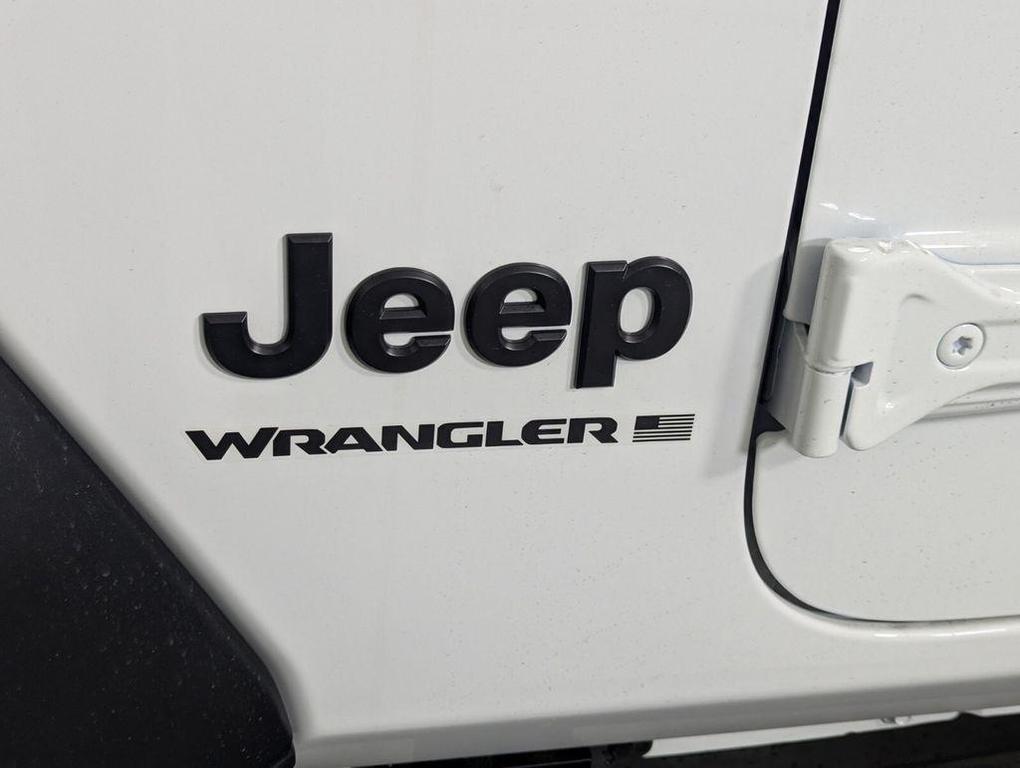 new 2026 Jeep Wrangler car, priced at $36,816