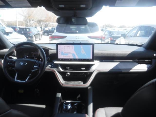 used 2025 Ford Explorer car, priced at $37,900