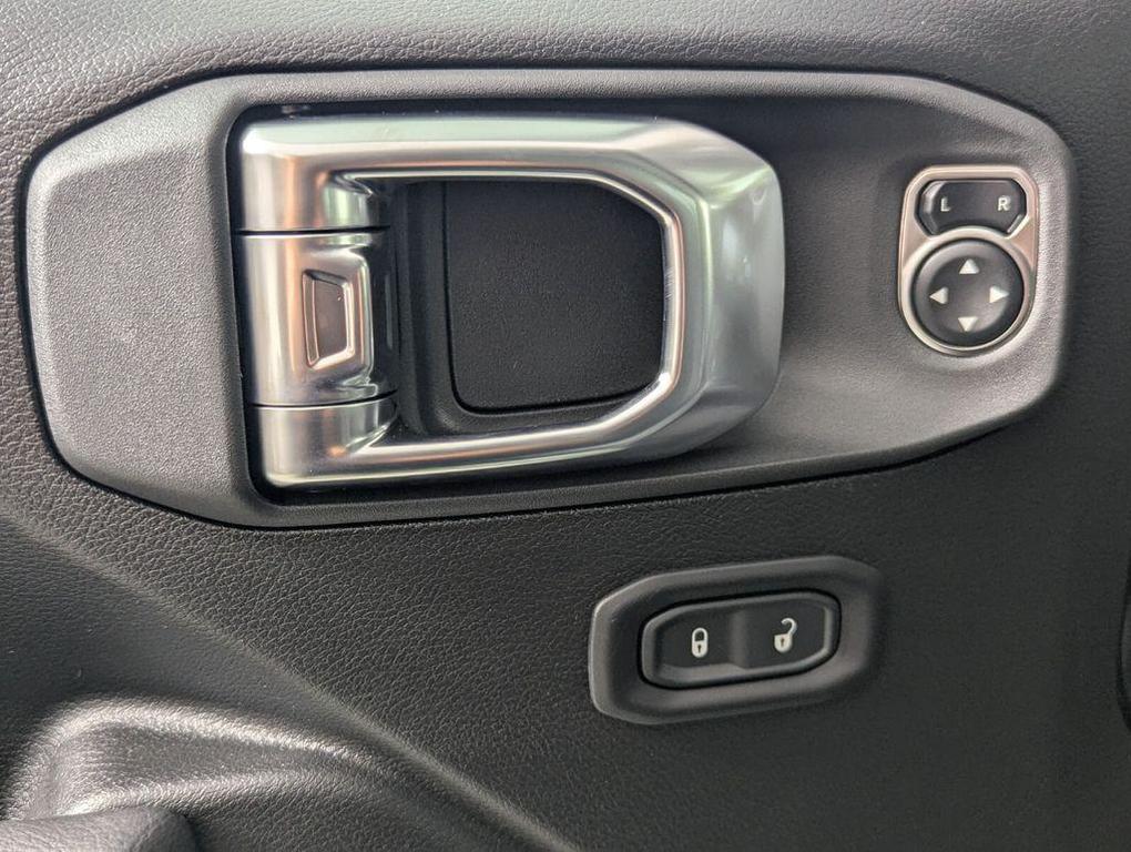 new 2026 Jeep Wrangler car, priced at $45,304