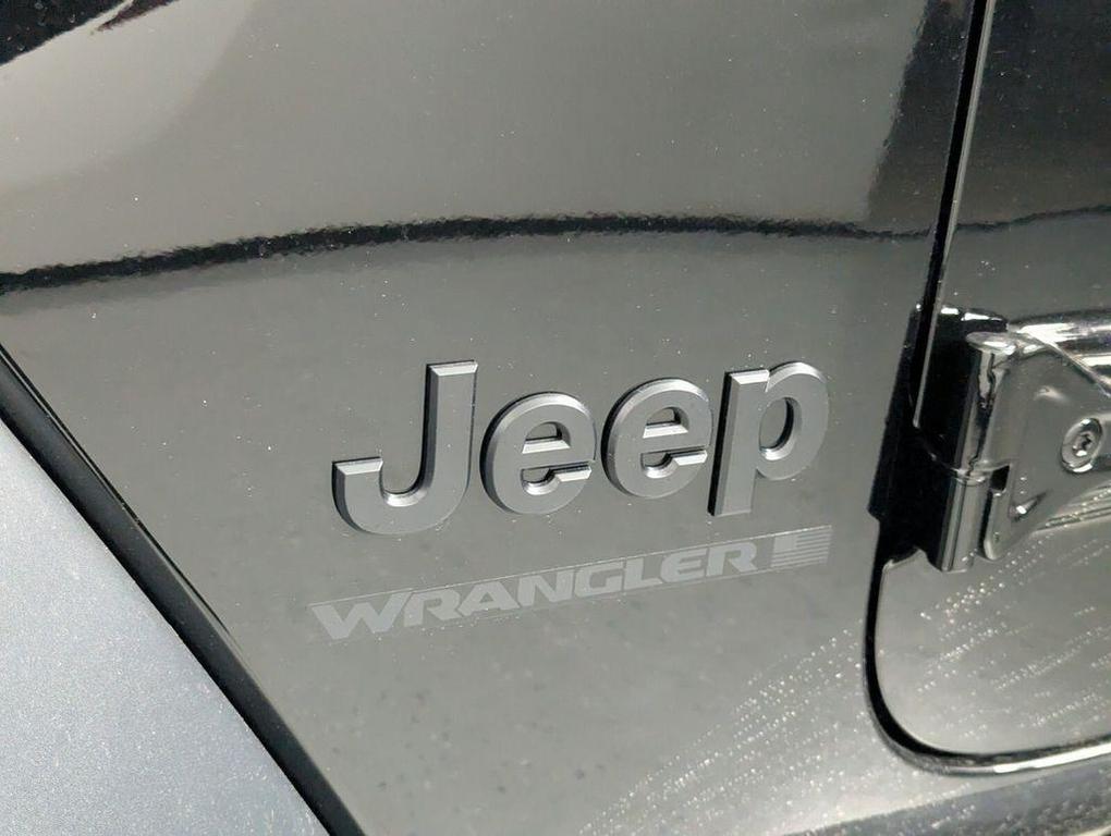new 2026 Jeep Wrangler car, priced at $45,304