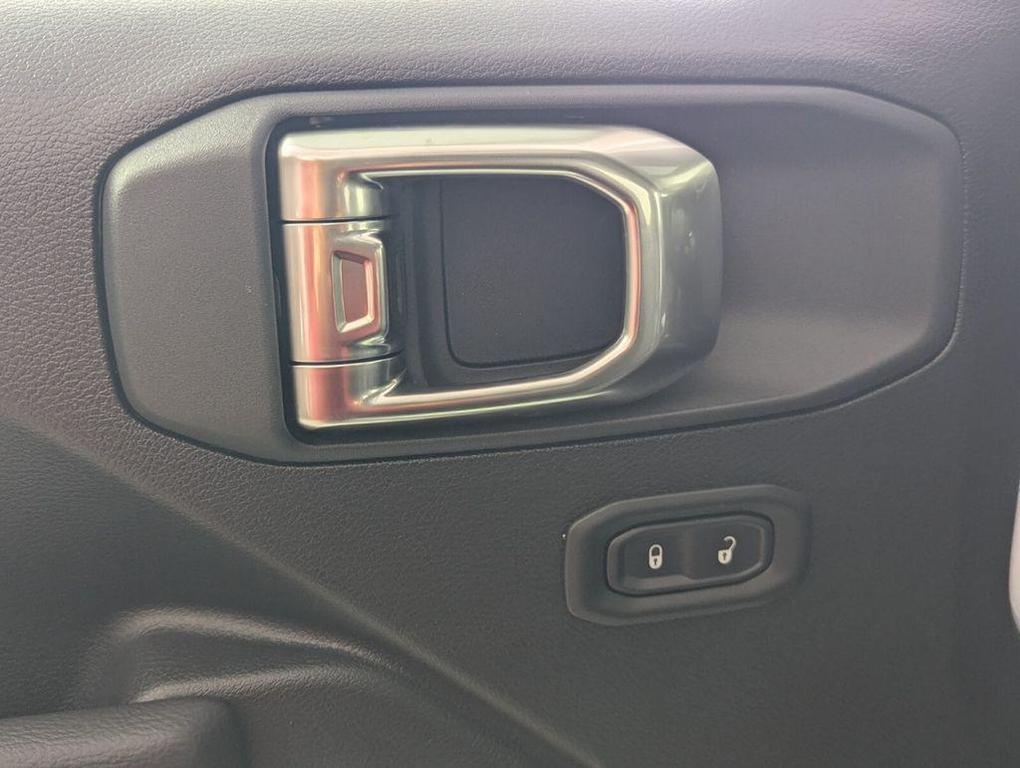 new 2026 Jeep Wrangler car, priced at $37,164