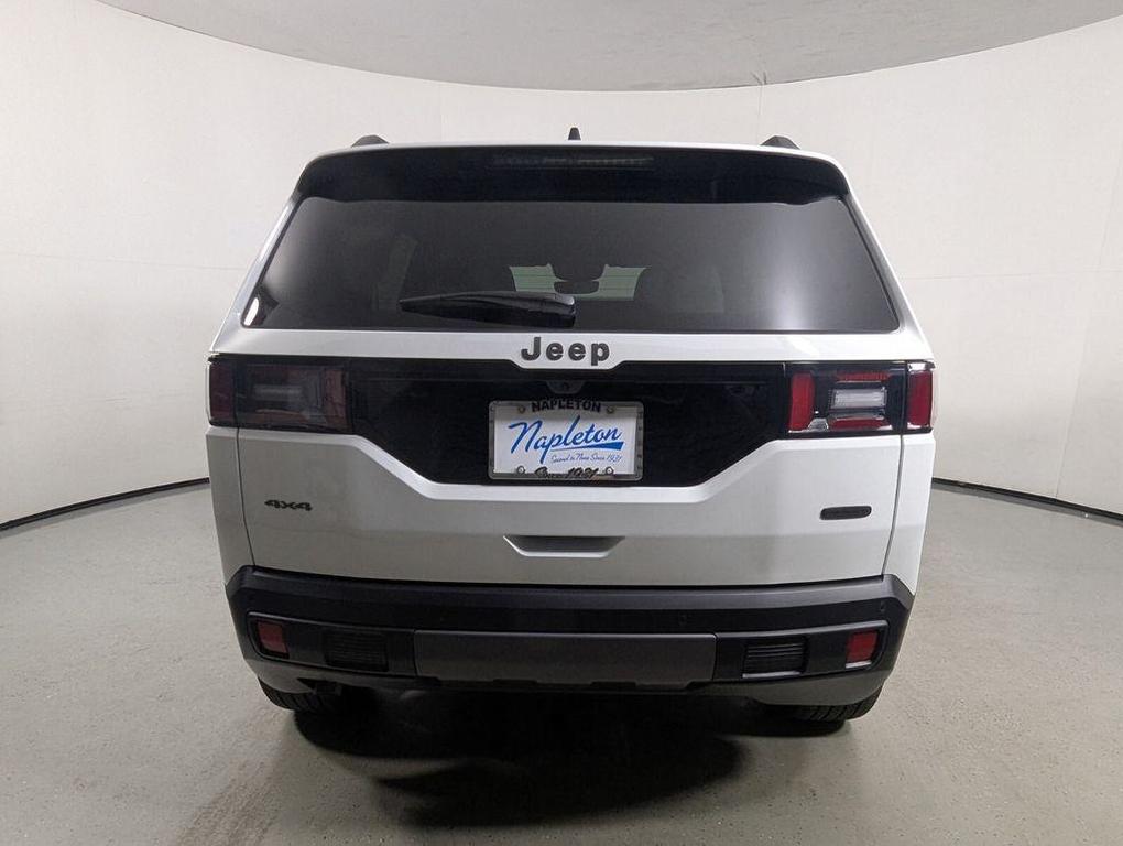 new 2026 Jeep Cherokee car, priced at $41,558