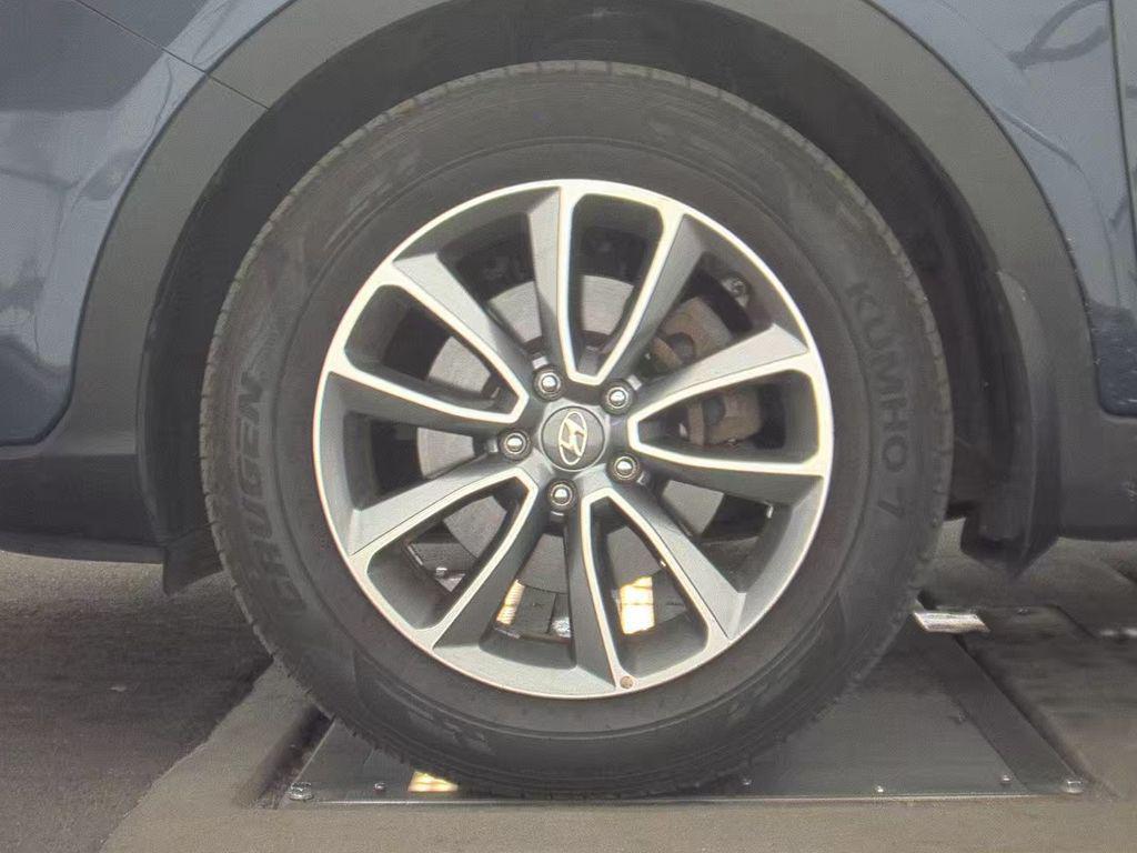 used 2018 Hyundai Santa Fe car, priced at $12,900