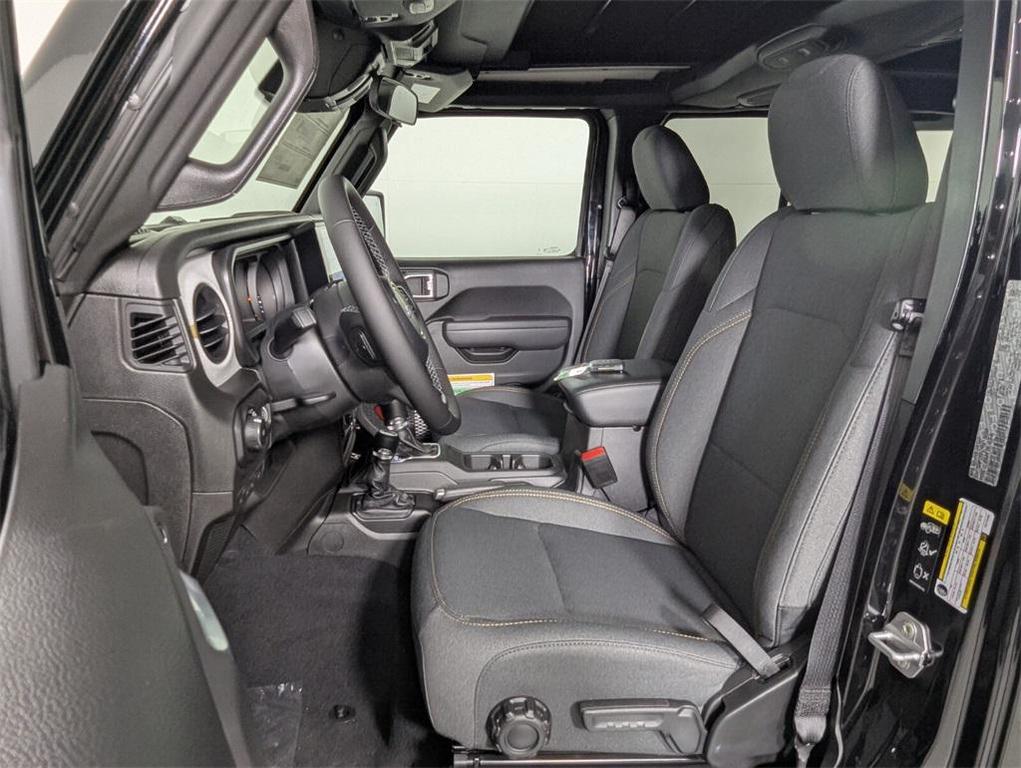 new 2026 Jeep Wrangler car, priced at $46,672