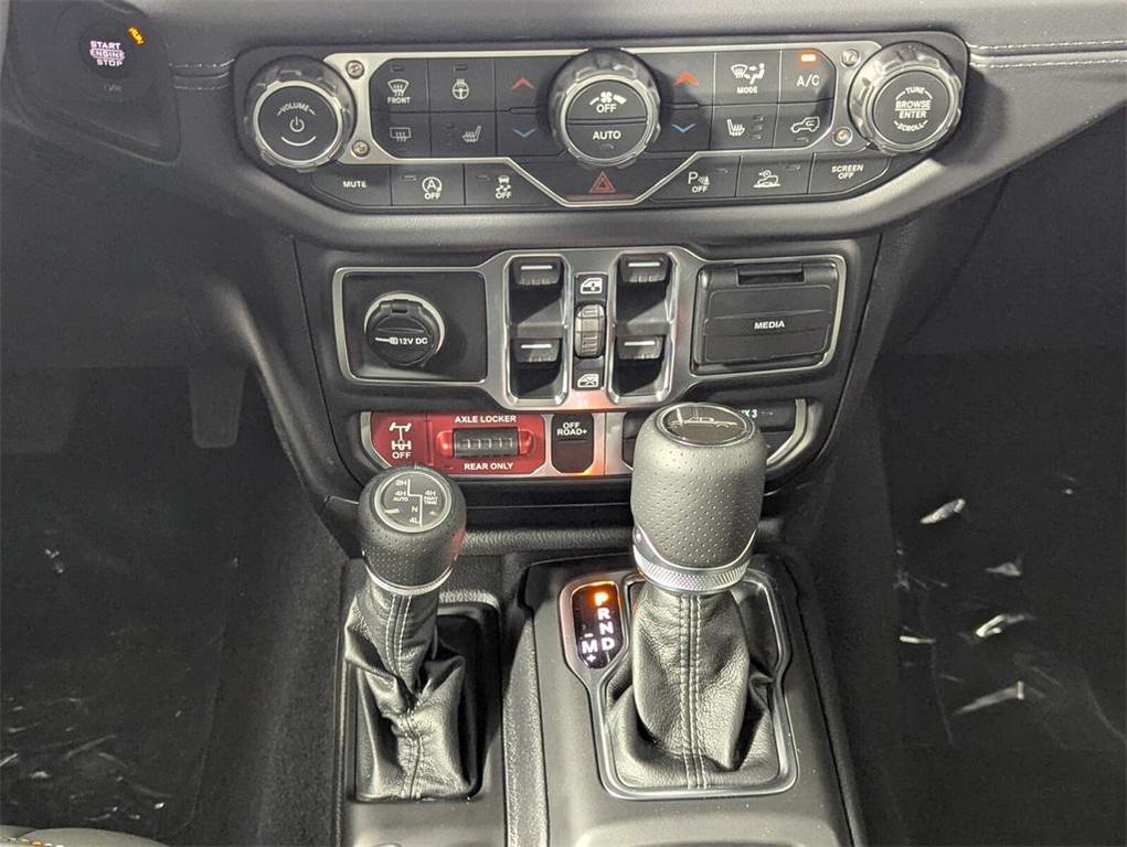 new 2026 Jeep Gladiator car, priced at $56,924