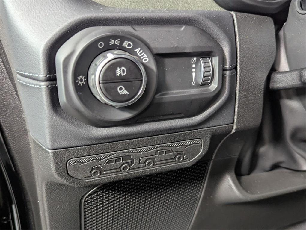 new 2026 Jeep Gladiator car, priced at $56,924