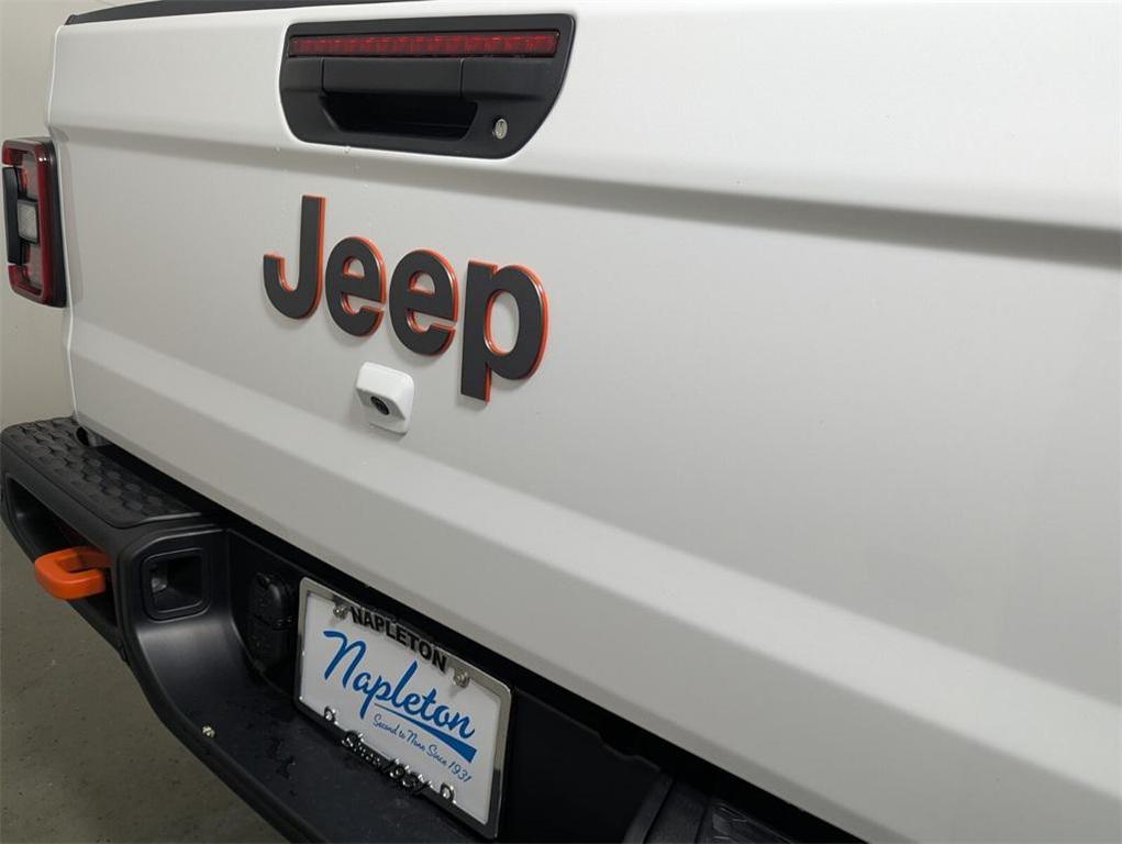 new 2026 Jeep Gladiator car, priced at $57,124