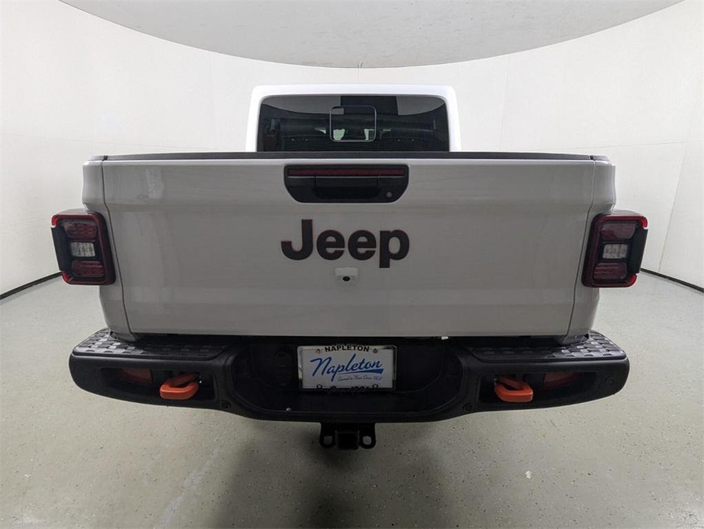 new 2026 Jeep Gladiator car, priced at $57,124