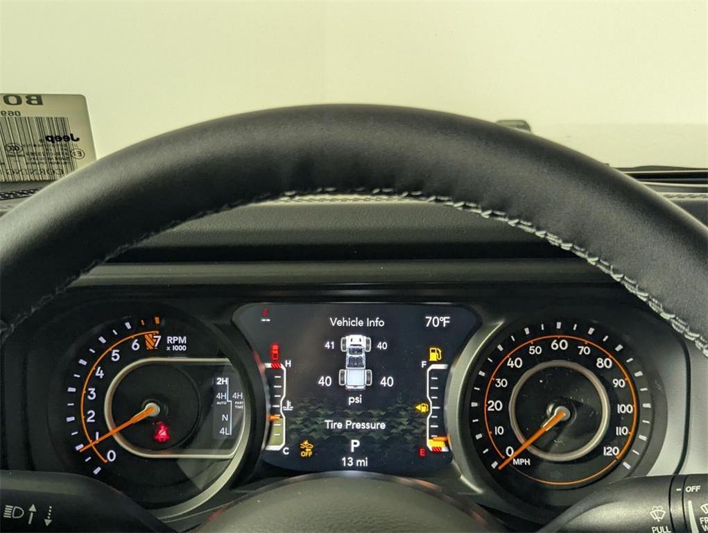 new 2026 Jeep Gladiator car, priced at $57,124